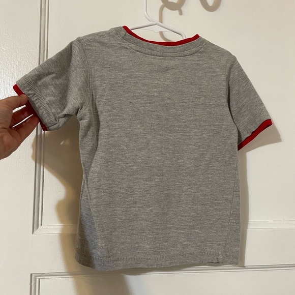 2011 Cars 2 lightning mcqueen shirt 4t - Picture 3 of 6